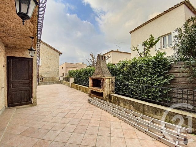 Appartement F3 &agrave; louer - 3 pi&egrave;ces - 64,71 m2 - Valbonne - 06 - PROVENCE-ALPES-COTE-D-AZUR