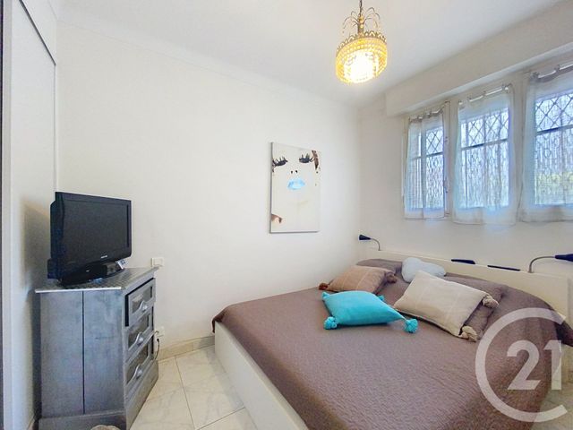 Appartement F2 &agrave; louer - 2 pi&egrave;ces - 47,29 m2 - Cannes - 06 - PROVENCE-ALPES-COTE-D-AZUR