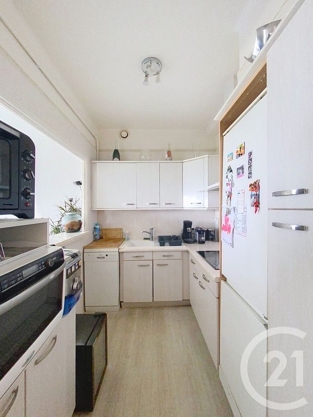 Appartement F2 &agrave; louer - 2 pi&egrave;ces - 47,29 m2 - Cannes - 06 - PROVENCE-ALPES-COTE-D-AZUR