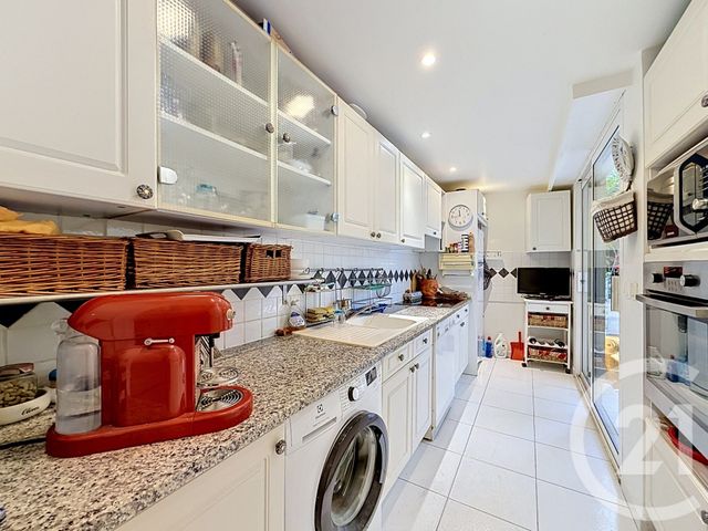 Appartement F4 &agrave; louer - 4 pi&egrave;ces - 136 m2 - Cannes - 06 - PROVENCE-ALPES-COTE-D-AZUR