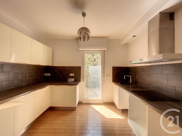Maison &agrave; louer - 4 pi&egrave;ces - 106,13 m2 - La Roquette Sur Siagne - 06 - PROVENCE-ALPES-COTE-D-AZUR