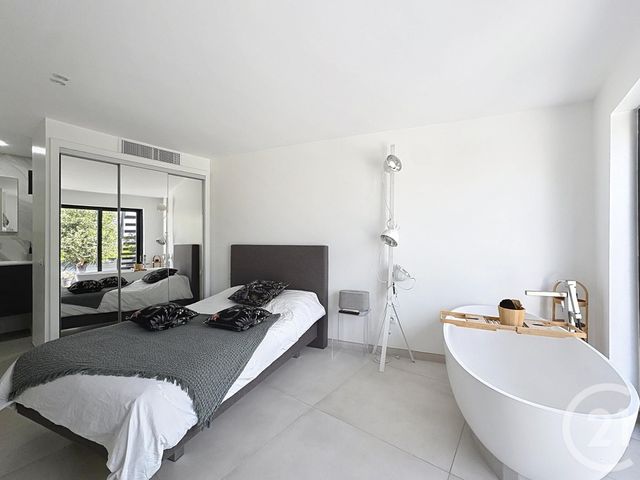 Appartement F3 &agrave; vendre - 3 pi&egrave;ces - 85 m2 - Le Cannet - 06 - PROVENCE-ALPES-COTE-D-AZUR