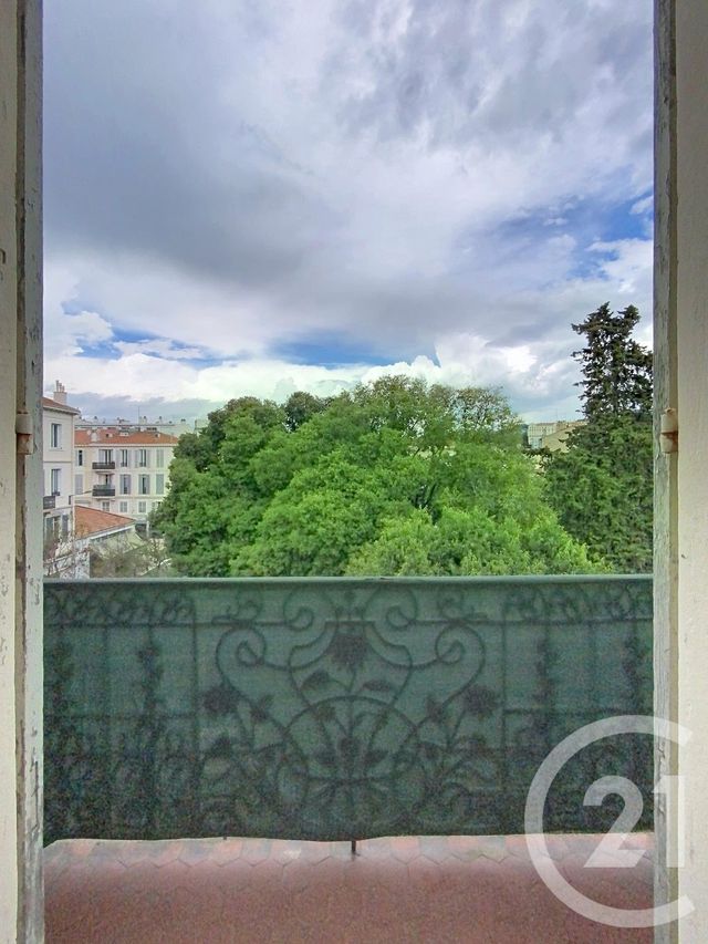 Appartement F2 &agrave; louer - 2 pi&egrave;ces - 41,69 m2 - Cannes - 06 - PROVENCE-ALPES-COTE-D-AZUR