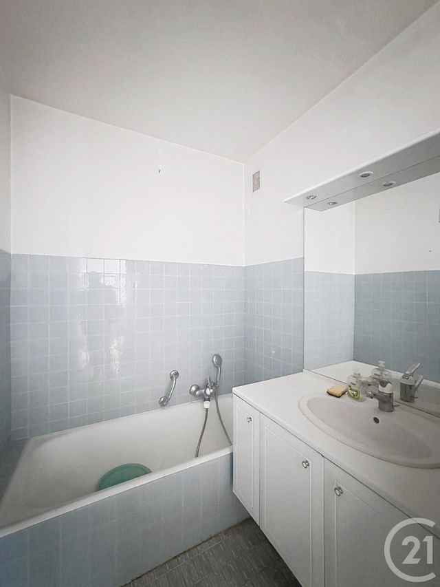 Appartement F4 &agrave; vendre - 4 pi&egrave;ces - 114 m2 - Cannes - 06 - PROVENCE-ALPES-COTE-D-AZUR
