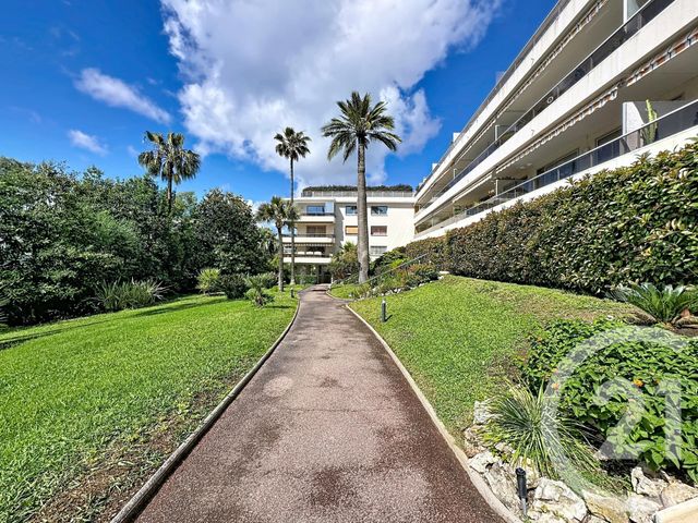 Appartement F4 &agrave; vendre - 4 pi&egrave;ces - 114 m2 - Cannes - 06 - PROVENCE-ALPES-COTE-D-AZUR