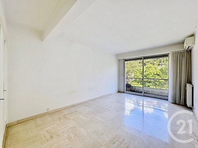 Appartement F4 &agrave; vendre - 4 pi&egrave;ces - 114 m2 - Cannes - 06 - PROVENCE-ALPES-COTE-D-AZUR