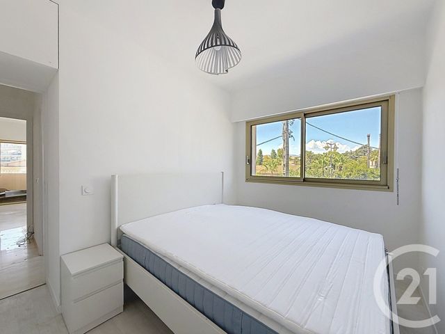 Appartement F3 &agrave; louer - 3 pi&egrave;ces - 57,62 m2 - Cannes - 06 - PROVENCE-ALPES-COTE-D-AZUR