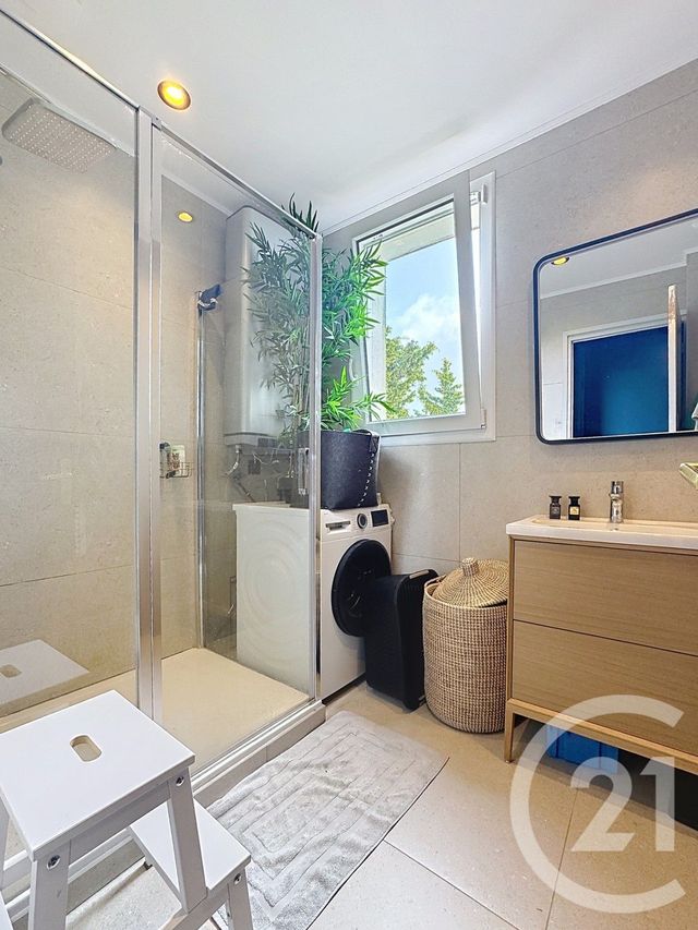 Appartement F3 &agrave; vendre - 3 pi&egrave;ces - 63 m2 - Cannes - 06 - PROVENCE-ALPES-COTE-D-AZUR