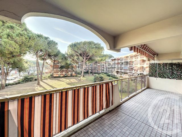 Appartement F2 &agrave; louer - 2 pi&egrave;ces - 41,09 m2 - Mandelieu La Napoule - 06 - PROVENCE-ALPES-COTE-D-AZUR