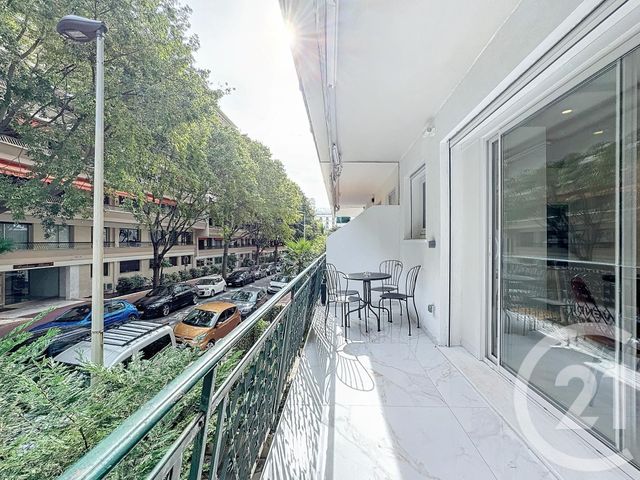 Appartement F3 &agrave; vendre - 2 pi&egrave;ces - 49 m2 - Cannes - 06 - PROVENCE-ALPES-COTE-D-AZUR