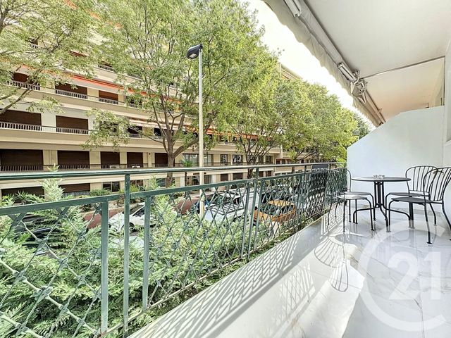Appartement F3 &agrave; vendre - 2 pi&egrave;ces - 49 m2 - Cannes - 06 - PROVENCE-ALPES-COTE-D-AZUR