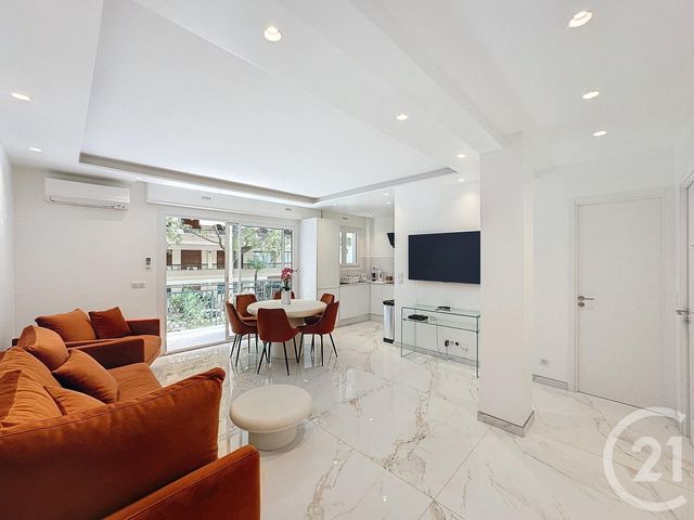 Appartement F3 &agrave; vendre - 2 pi&egrave;ces - 49 m2 - Cannes - 06 - PROVENCE-ALPES-COTE-D-AZUR