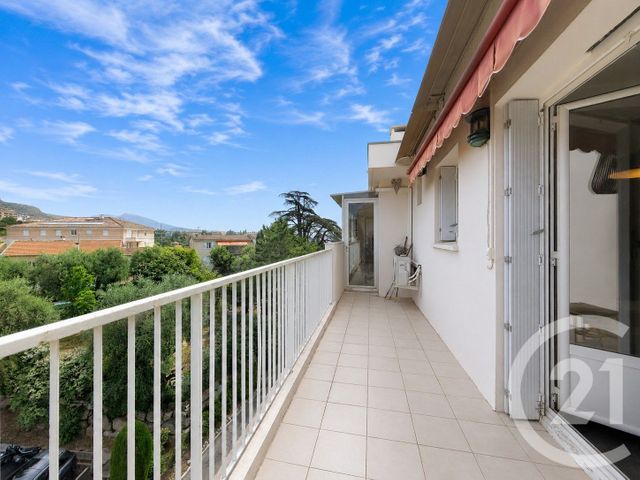 Appartement F4 &agrave; louer - 4 pi&egrave;ces - 119,67 m2 - Grasse - 06 - PROVENCE-ALPES-COTE-D-AZUR