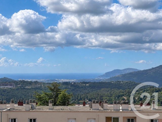 Appartement F4 &agrave; louer - 4 pi&egrave;ces - 119,67 m2 - Grasse - 06 - PROVENCE-ALPES-COTE-D-AZUR