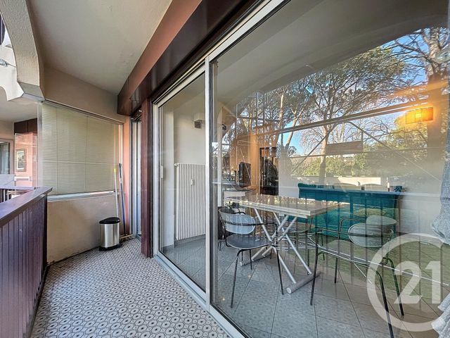 Appartement F1 &agrave; louer - 1 pi&egrave;ce - 30,42 m2 - Mandelieu La Napoule - 06 - PROVENCE-ALPES-COTE-D-AZUR