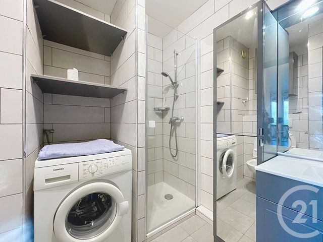 Appartement F1 &agrave; louer - 1 pi&egrave;ce - 30,42 m2 - Mandelieu La Napoule - 06 - PROVENCE-ALPES-COTE-D-AZUR
