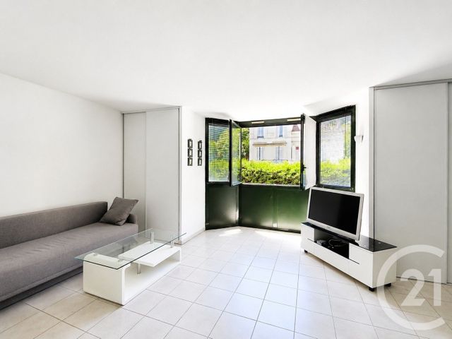Appartement F1 &agrave; louer - 1 pi&egrave;ce - 28 m2 - Grasse - 06 - PROVENCE-ALPES-COTE-D-AZUR