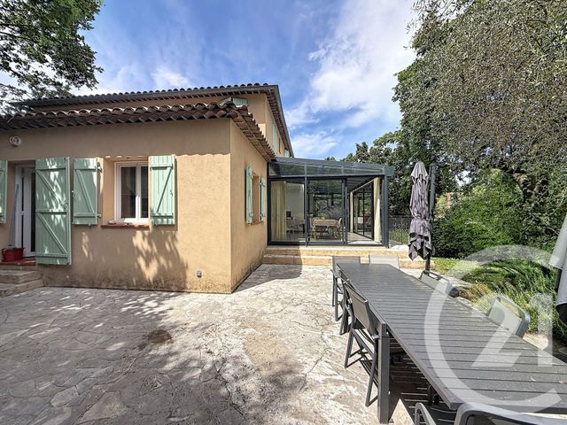 Maison &agrave; louer - 7 pi&egrave;ces - 169,39 m2 - Roquefort Les Pins - 06 - PROVENCE-ALPES-COTE-D-AZUR