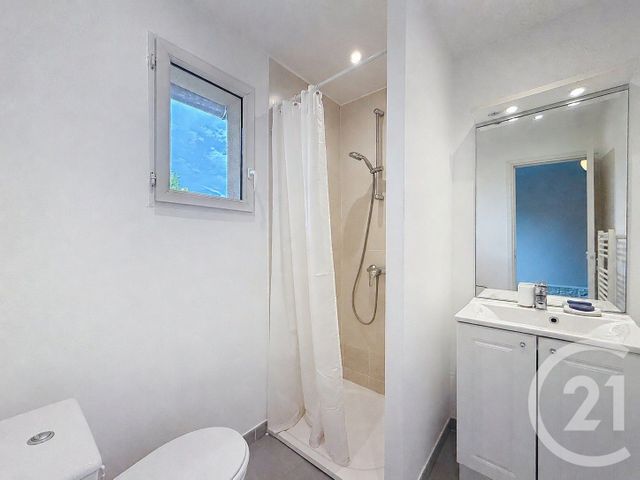 Maison &agrave; louer - 7 pi&egrave;ces - 169,39 m2 - Roquefort Les Pins - 06 - PROVENCE-ALPES-COTE-D-AZUR