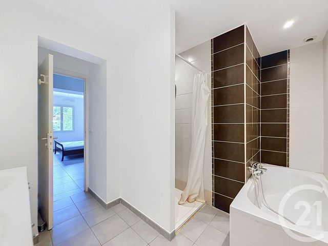 Maison &agrave; louer - 7 pi&egrave;ces - 169,39 m2 - Roquefort Les Pins - 06 - PROVENCE-ALPES-COTE-D-AZUR