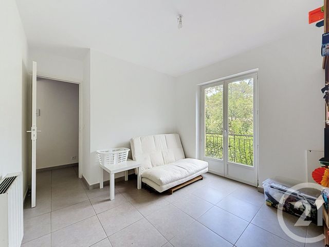 Maison &agrave; louer - 7 pi&egrave;ces - 169,39 m2 - Roquefort Les Pins - 06 - PROVENCE-ALPES-COTE-D-AZUR