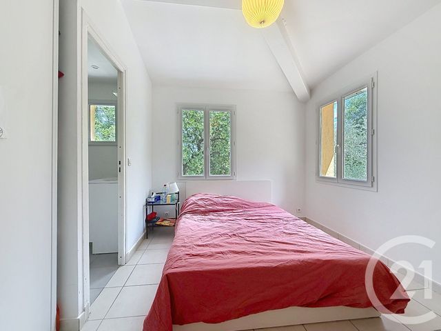 Maison &agrave; louer - 7 pi&egrave;ces - 169,39 m2 - Roquefort Les Pins - 06 - PROVENCE-ALPES-COTE-D-AZUR