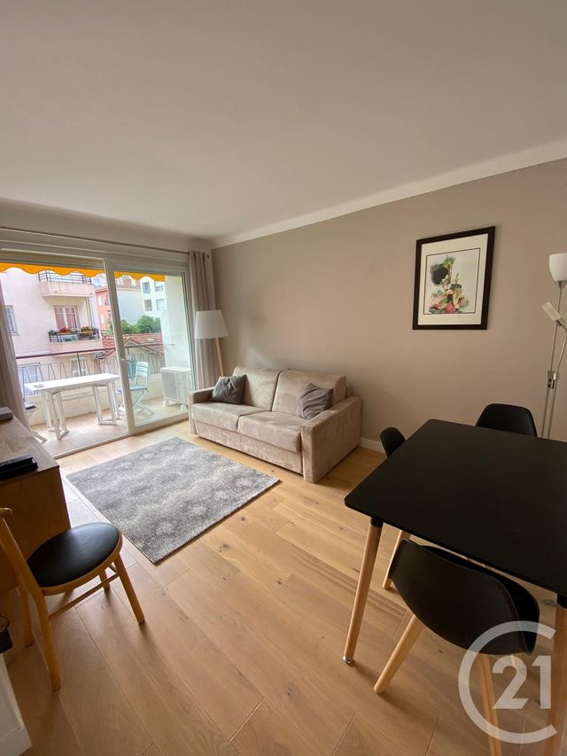 Appartement F3 &agrave; louer - 3 pi&egrave;ces - 55,49 m2 - Cannes - 06 - PROVENCE-ALPES-COTE-D-AZUR