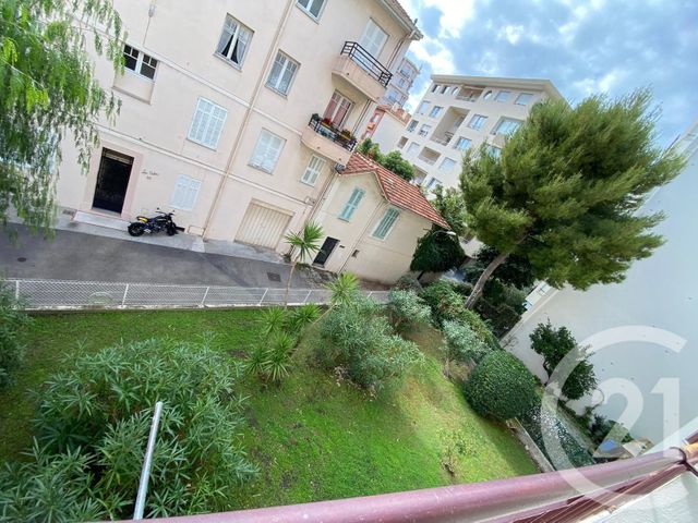Appartement F3 &agrave; louer - 3 pi&egrave;ces - 55,49 m2 - Cannes - 06 - PROVENCE-ALPES-COTE-D-AZUR
