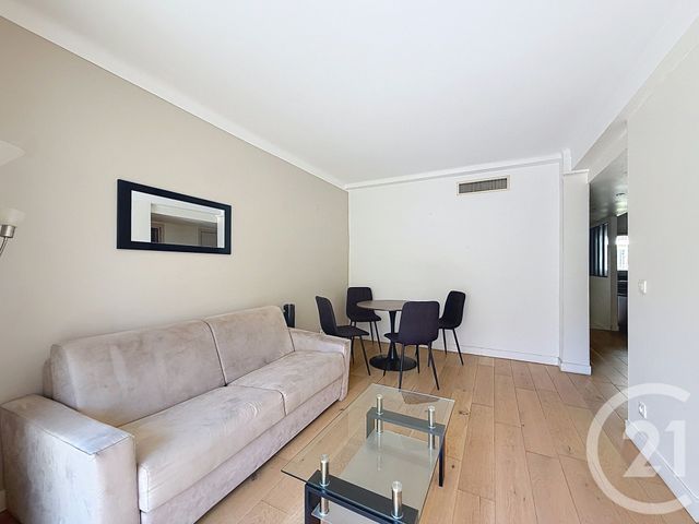 Appartement F3 &agrave; louer - 3 pi&egrave;ces - 55,49 m2 - Cannes - 06 - PROVENCE-ALPES-COTE-D-AZUR