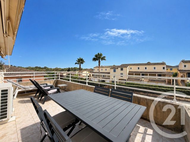Appartement F2 &agrave; louer - 2 pi&egrave;ces - 48,96 m2 - Mandelieu La Napoule - 06 - PROVENCE-ALPES-COTE-D-AZUR