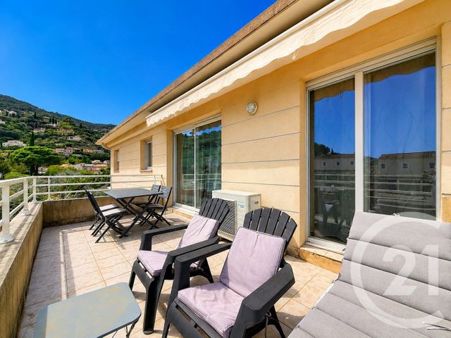 Appartement F2 &agrave; louer - 2 pi&egrave;ces - 48,96 m2 - Mandelieu La Napoule - 06 - PROVENCE-ALPES-COTE-D-AZUR