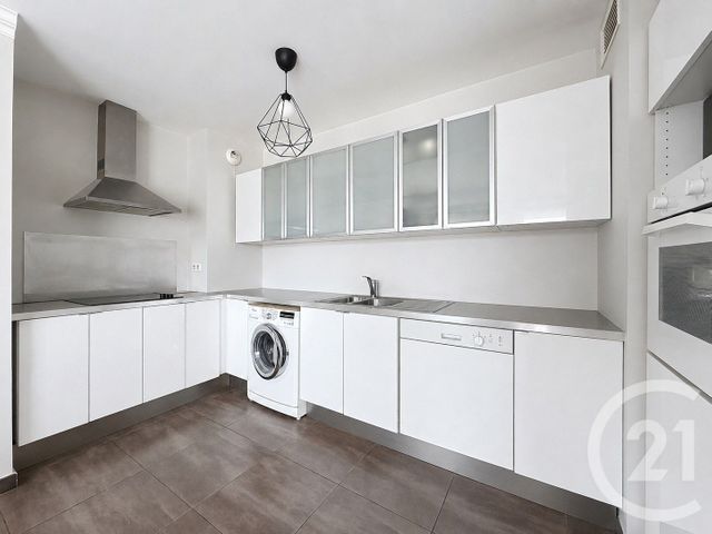 Appartement F2 &agrave; louer - 2 pi&egrave;ces - 48,96 m2 - Mandelieu La Napoule - 06 - PROVENCE-ALPES-COTE-D-AZUR