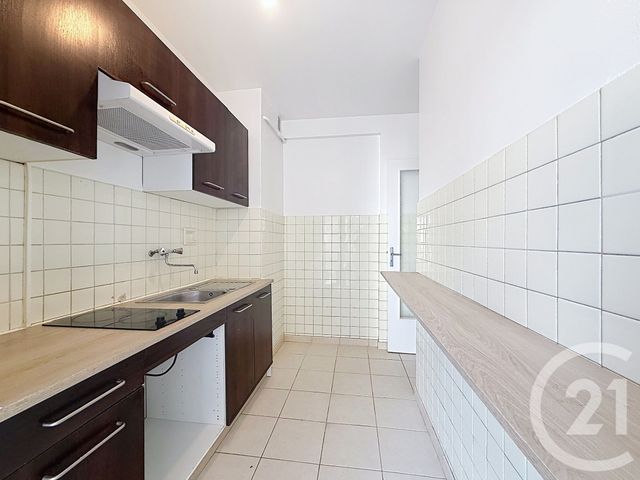 Appartement F1 &agrave; louer - 1 pi&egrave;ce - 29,58 m2 - Le Cannet - 06 - PROVENCE-ALPES-COTE-D-AZUR