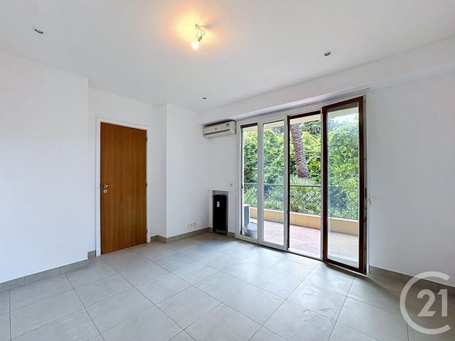 Appartement F3 &agrave; vendre - 3 pi&egrave;ces - 69 m2 - Cannes - 06 - PROVENCE-ALPES-COTE-D-AZUR