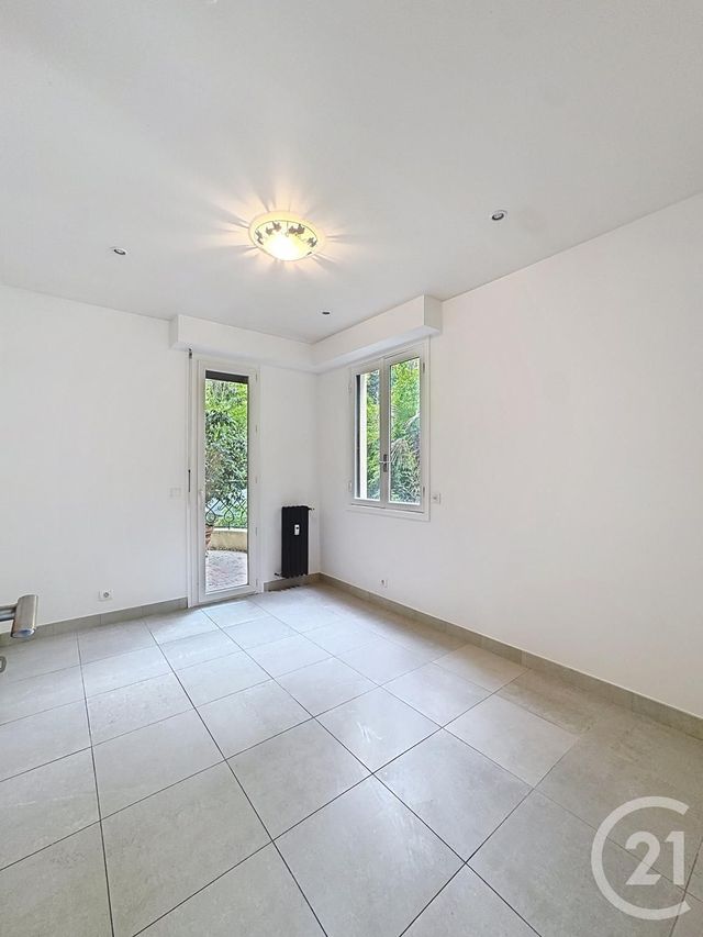 Appartement F3 &agrave; vendre - 3 pi&egrave;ces - 69 m2 - Cannes - 06 - PROVENCE-ALPES-COTE-D-AZUR