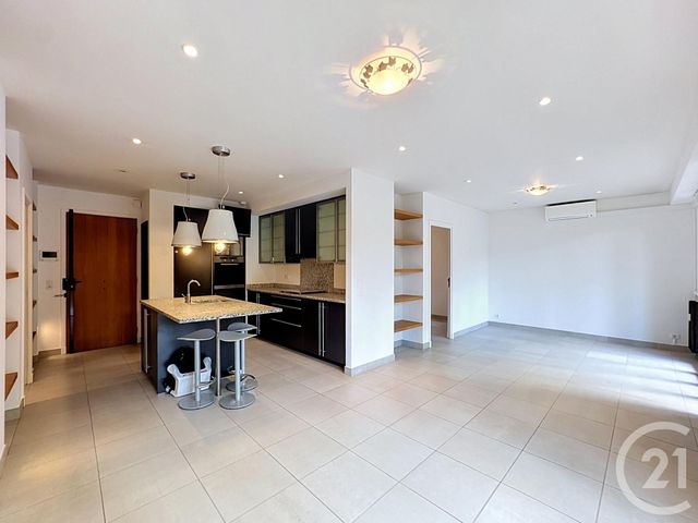 Appartement F3 &agrave; vendre - 3 pi&egrave;ces - 69 m2 - Cannes - 06 - PROVENCE-ALPES-COTE-D-AZUR