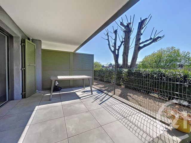 Appartement F3 &agrave; louer - 3 pi&egrave;ces - 64,90 m2 - Valbonne - 06 - PROVENCE-ALPES-COTE-D-AZUR