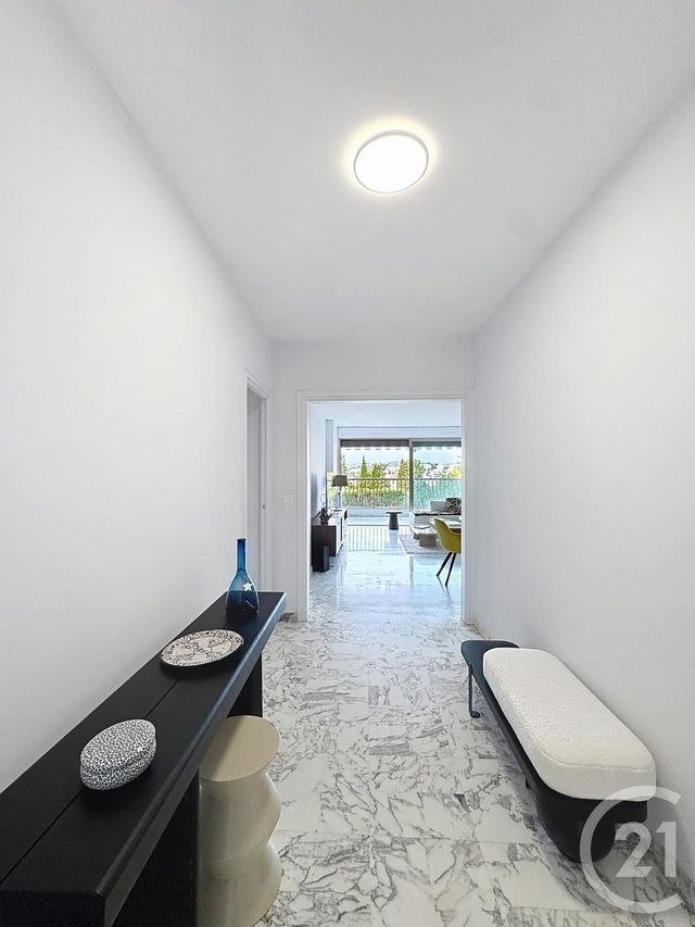 Appartement F2 &agrave; vendre - 2 pi&egrave;ces - 68,54 m2 - Cannes - 06 - PROVENCE-ALPES-COTE-D-AZUR