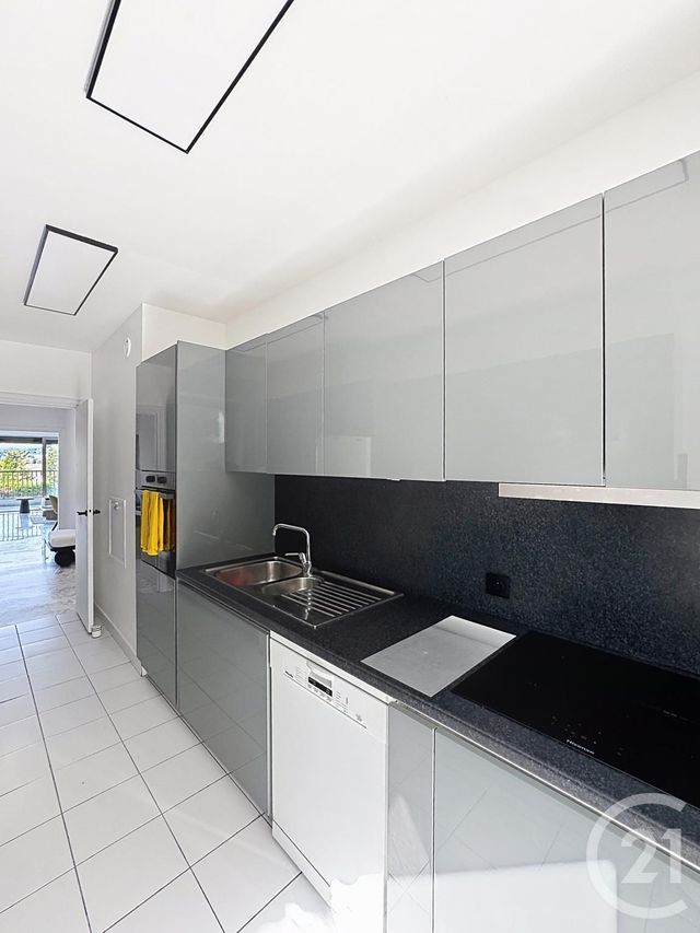Appartement F2 &agrave; vendre - 2 pi&egrave;ces - 68,54 m2 - Cannes - 06 - PROVENCE-ALPES-COTE-D-AZUR