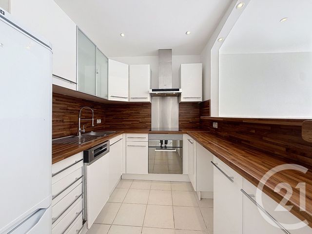 Appartement F2 &agrave; louer - 2 pi&egrave;ces - 48 m2 - Cannes - 06 - PROVENCE-ALPES-COTE-D-AZUR