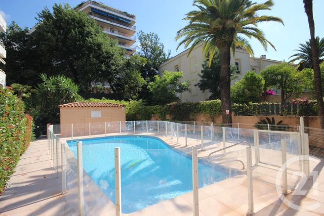 Appartement F2 &agrave; vendre - 2 pi&egrave;ces - 50 m2 - Cannes - 06 - PROVENCE-ALPES-COTE-D-AZUR