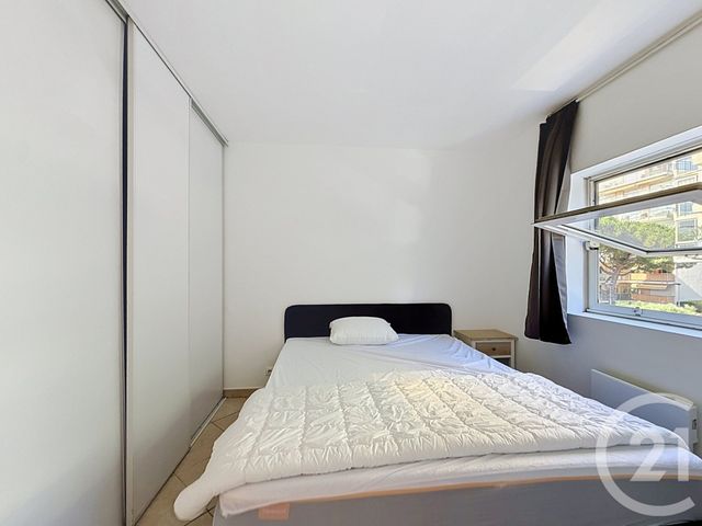 Appartement F2 &agrave; louer - 2 pi&egrave;ces - 51,17 m2 - Cannes - 06 - PROVENCE-ALPES-COTE-D-AZUR