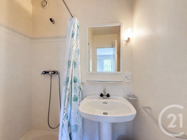 Appartement F3 &agrave; louer - 3 pi&egrave;ces - 78,33 m2 - Nice - 06 - PROVENCE-ALPES-COTE-D-AZUR