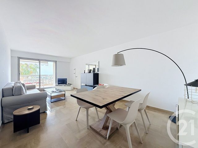 Appartement F3 &agrave; louer - 3 pi&egrave;ces - 78,33 m2 - Nice - 06 - PROVENCE-ALPES-COTE-D-AZUR
