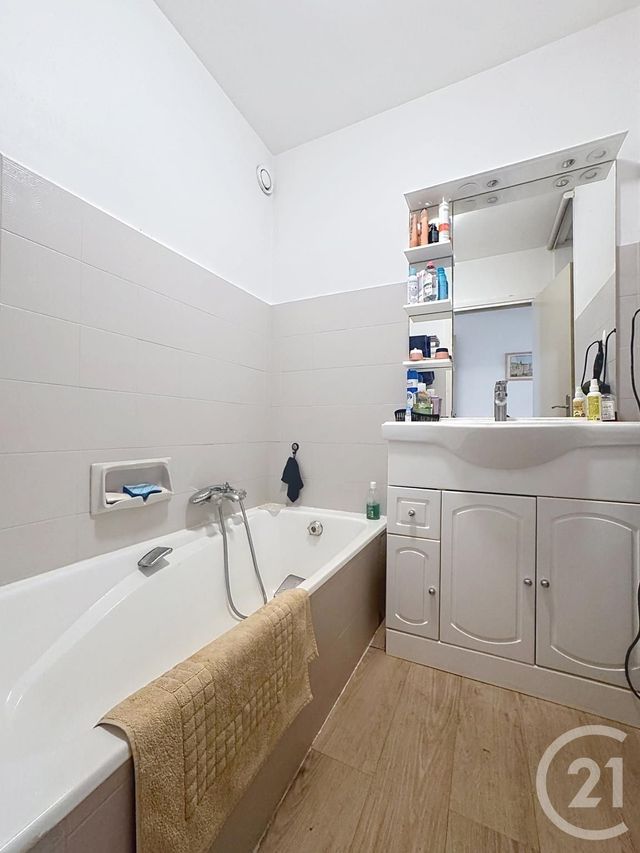 Appartement F3 &agrave; vendre - 3 pi&egrave;ces - 85 m2 - Cannes - 06 - PROVENCE-ALPES-COTE-D-AZUR