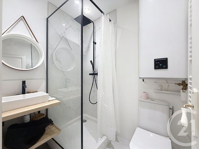 Appartement F2 &agrave; louer - 2 pi&egrave;ces - 42 m2 - Grasse - 06 - PROVENCE-ALPES-COTE-D-AZUR