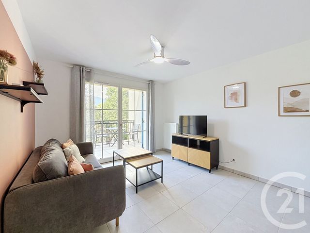 Appartement F2 à louer ROQUEFORT LES PINS