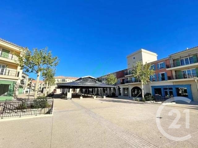 Appartement F2 &agrave; louer - 2 pi&egrave;ces - 43,69 m2 - Roquefort Les Pins - 06 - PROVENCE-ALPES-COTE-D-AZUR