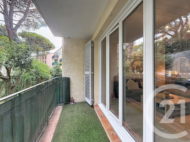 Appartement F2 &agrave; louer - 2 pi&egrave;ces - 45,97 m2 - Mougins - 06 - PROVENCE-ALPES-COTE-D-AZUR