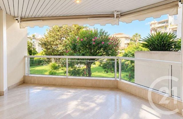 Appartement 3 pièces 71 m² · à Cannes · 71 m² · 580 000 €